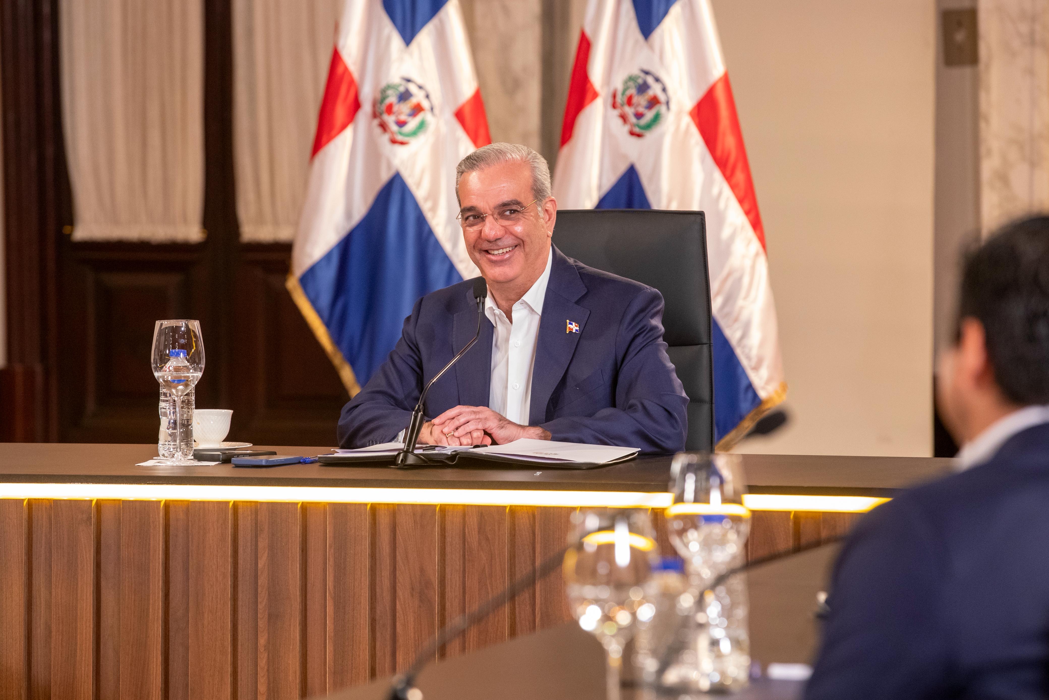 Anuncian ampliación del Acueducto del Cibao Central y solución a la distribución de agua en Santo Domingo