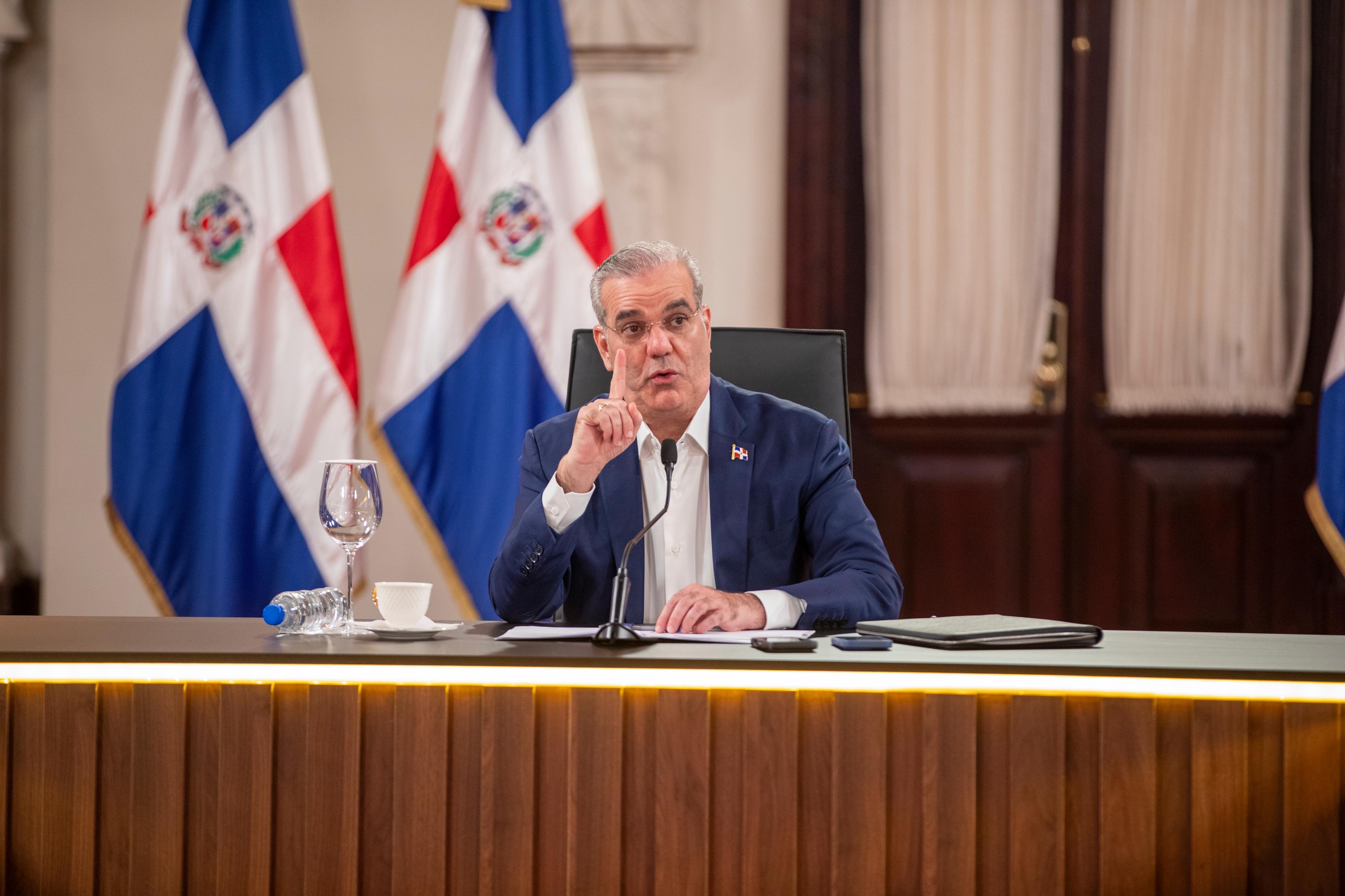 Abinader: “Todo el que cometa un acto criminal, lo vamos a capturar y con el nuevo Código Penal no les va a ir bien”